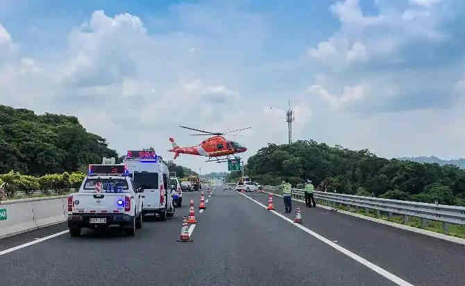 团风高速公路汽车救援案例